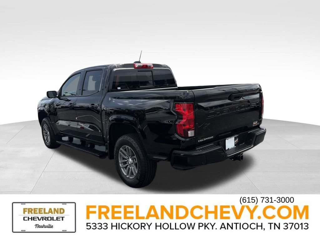 Used 2024 Chevrolet Colorado LT w/ LT Convenience Package II RWD image 5