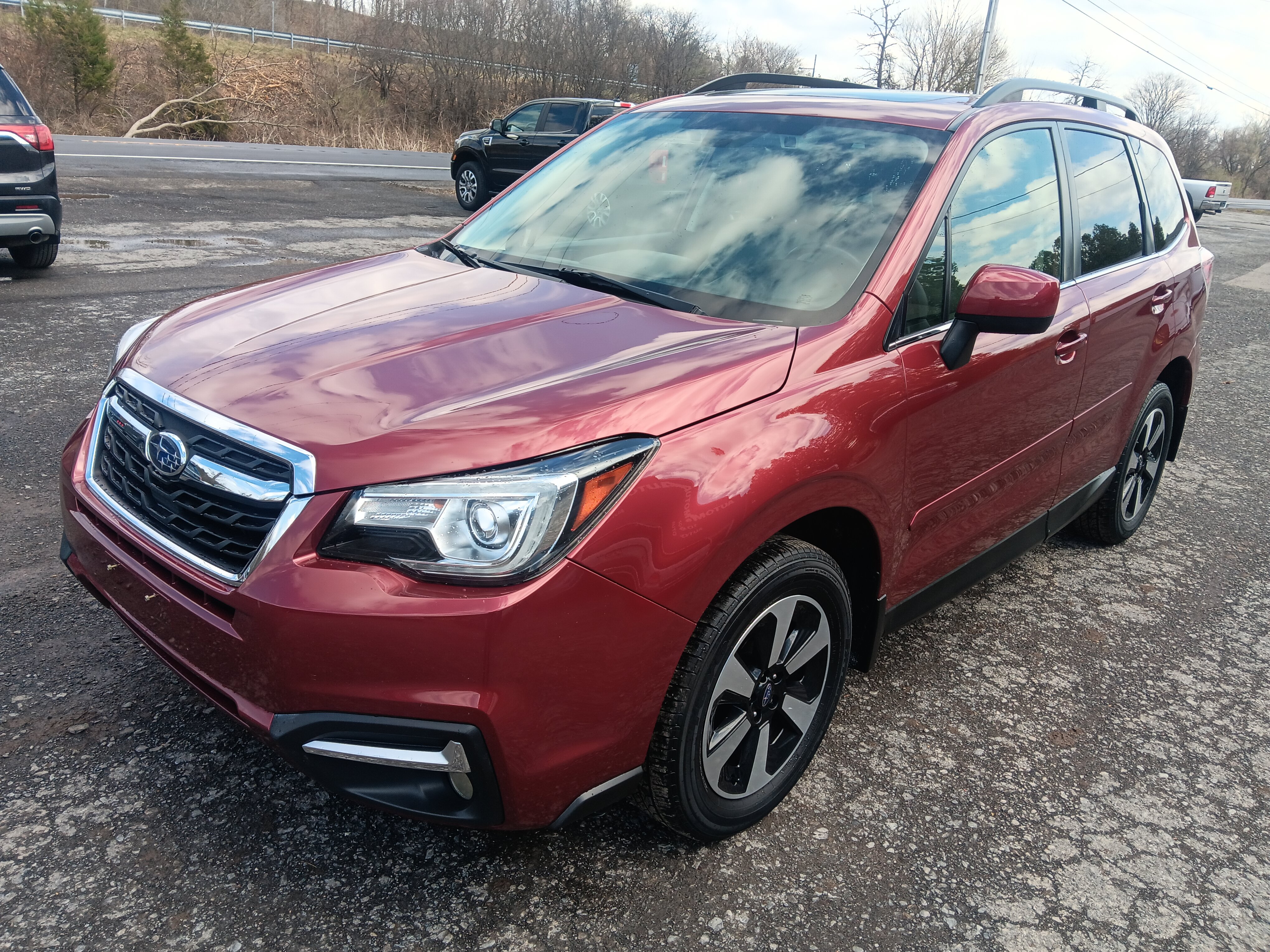 Used 2018 Subaru Forester 2.5i Limited AWD/4WD image 1