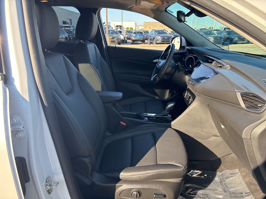 Used 2023 Buick Encore GX Essence w/ Advanced Technology Package image 10