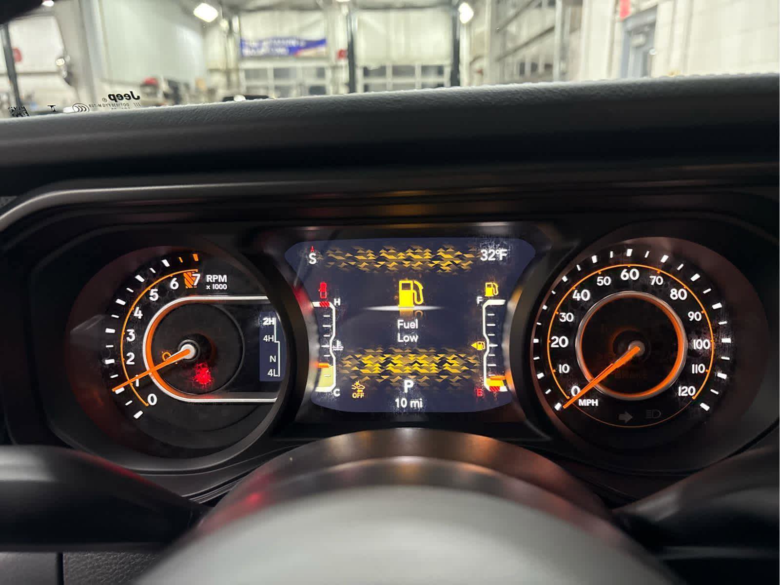 New 2026 Jeep Gladiator Mojave image 7