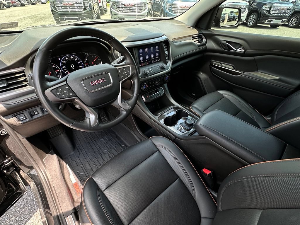 Used 2022 GMC Acadia AT4 w/ Technology Package AWD/4WD image 22