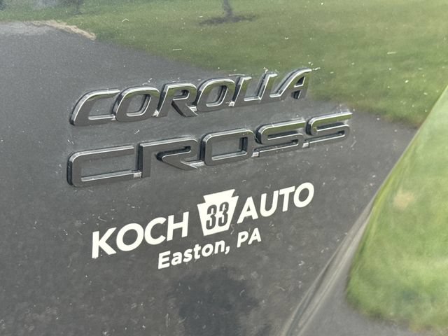 Certified 2024 Toyota Corolla Cross LE w/ Black Badges Package (TMS) AWD/4WD image 17