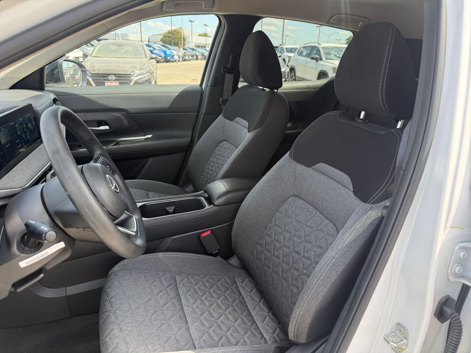 Used 2026 Nissan Kicks SV w/ Cold Weather Package FWD image 34