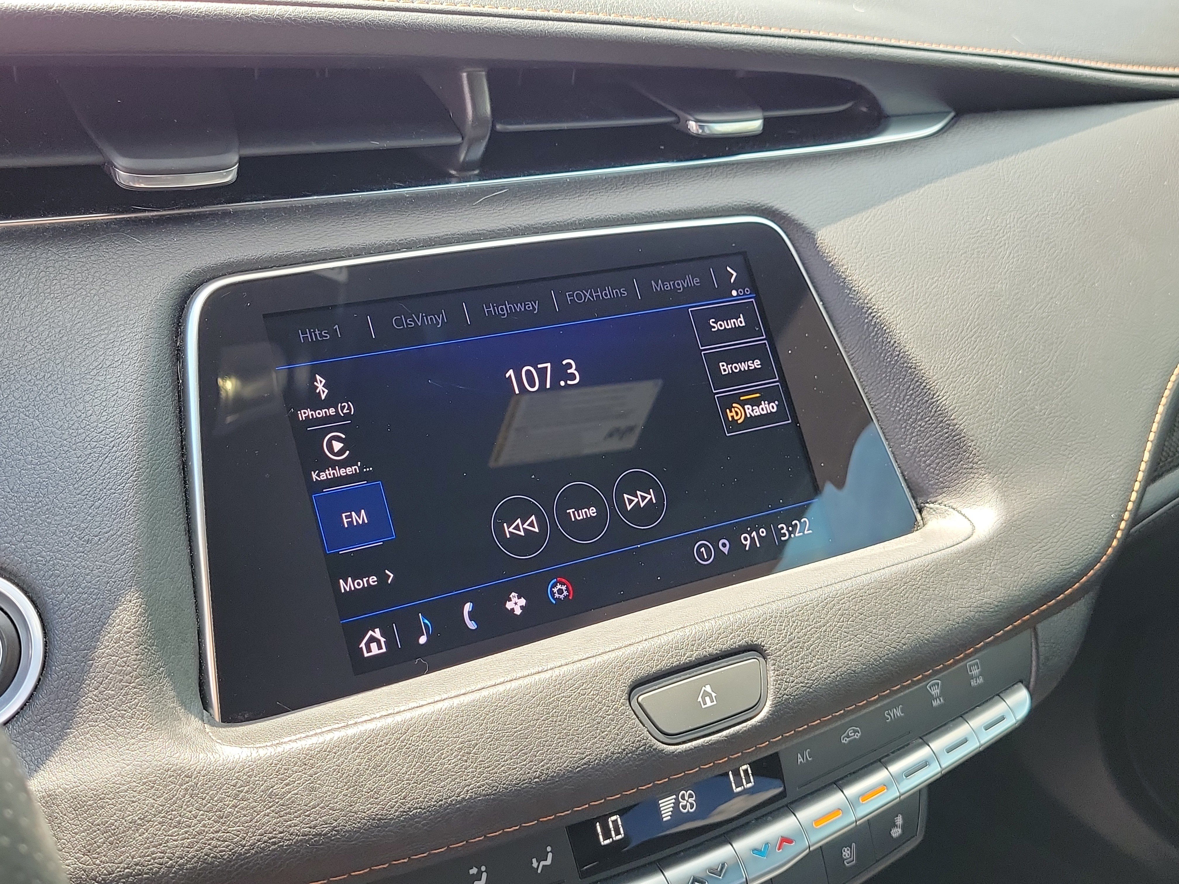 Used 2022 Cadillac XT4 Sport w/ LPO, ONYX Package AWD/4WD image 26