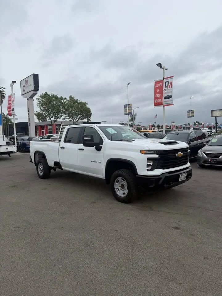 Used 2024 Chevrolet Silverado 2500 W/T w/ WT Convenience Package image 3