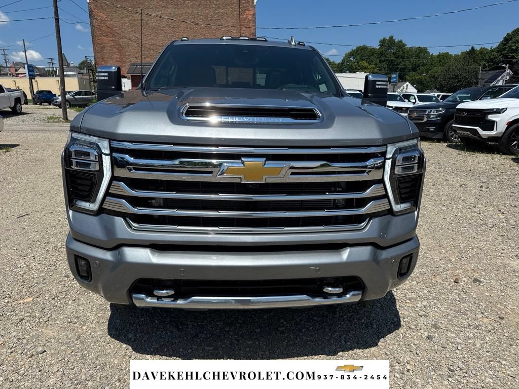 Used 2025 Chevrolet Silverado 3500 High Country w/ High Country Premium Package AWD/4WD image 8