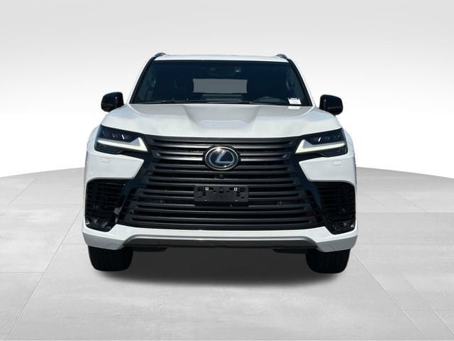 Used 2023 Lexus LX 600 4WD w/ Appearance Package image 8