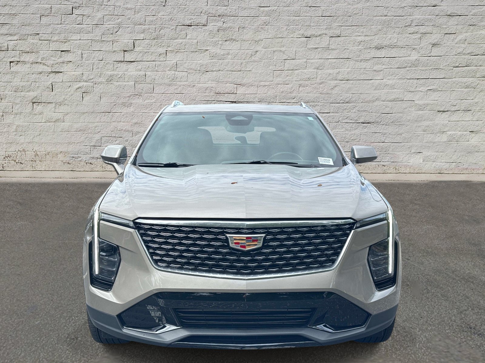 Used 2024 Cadillac XT4 Premium Luxury FWD image 7