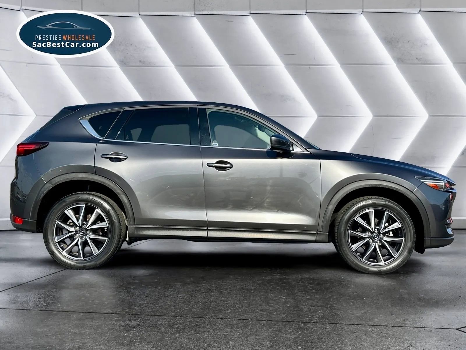Used 2017 MAZDA CX-5 Grand Touring w/ Premium Package image 4