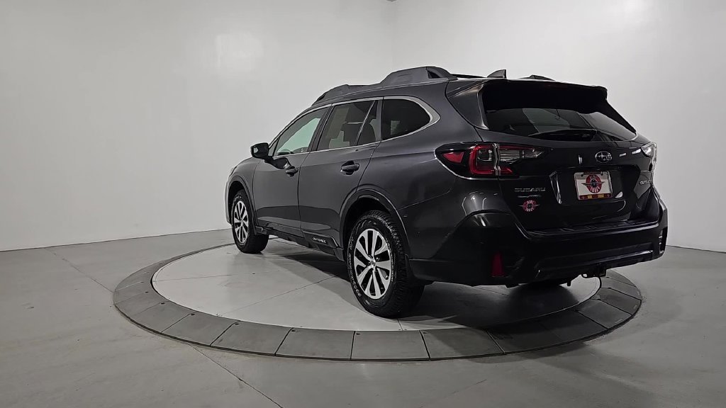 Used 2020 Subaru Outback Premium w/ Popular Package #1 AWD/4WD image 3