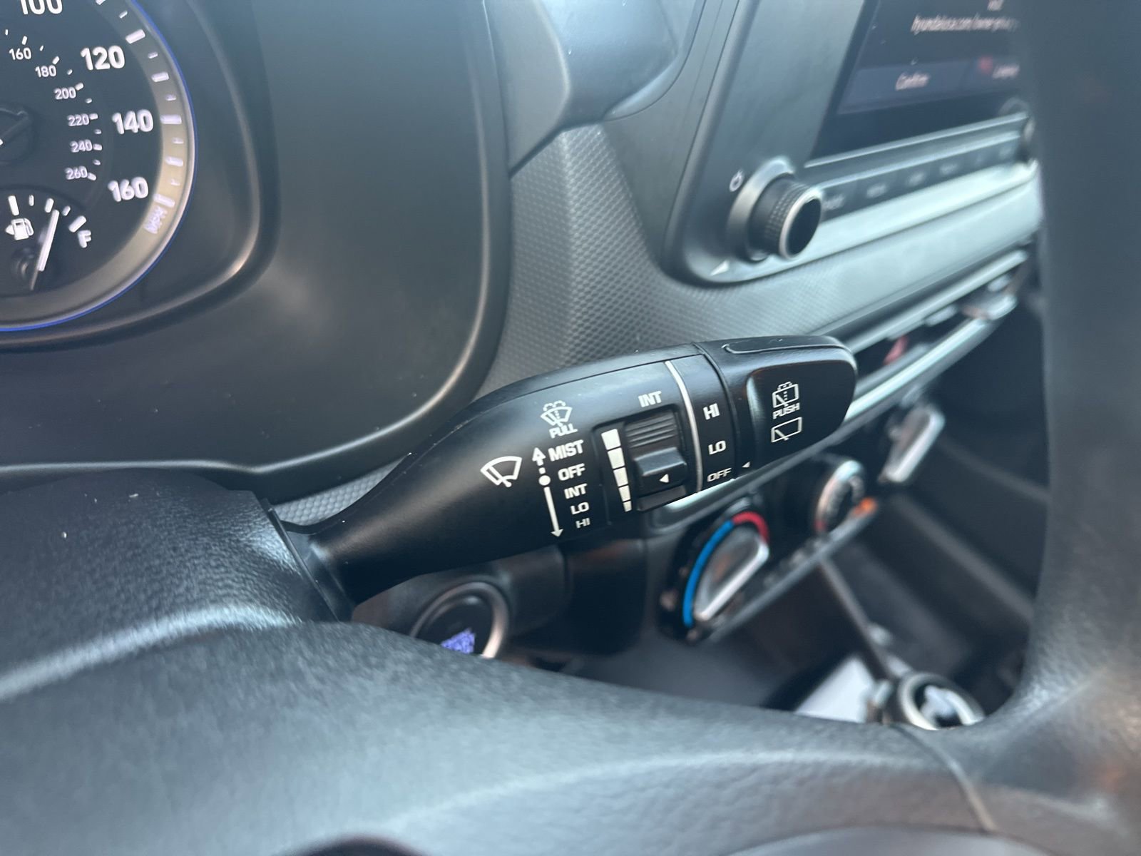 Used 2023 Hyundai Kona SEL image 19