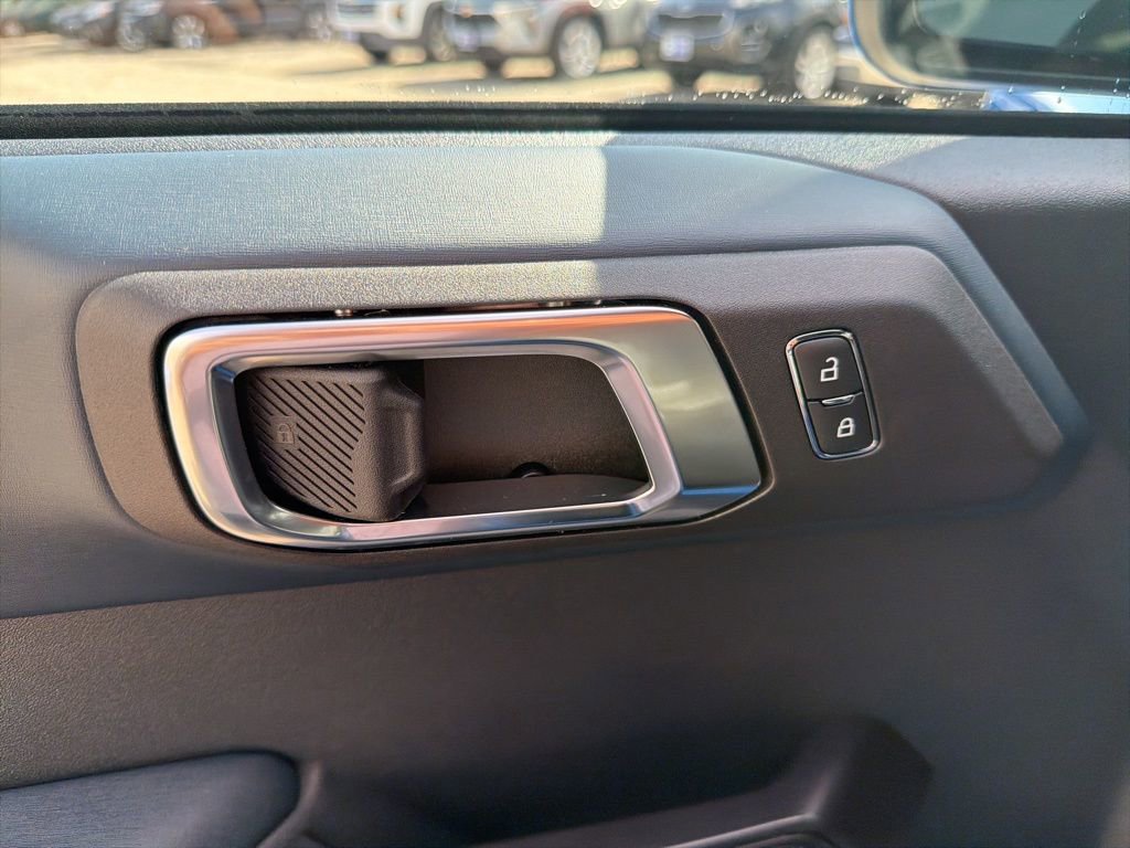 Used 2024 Ford Bronco Outer Banks image 13