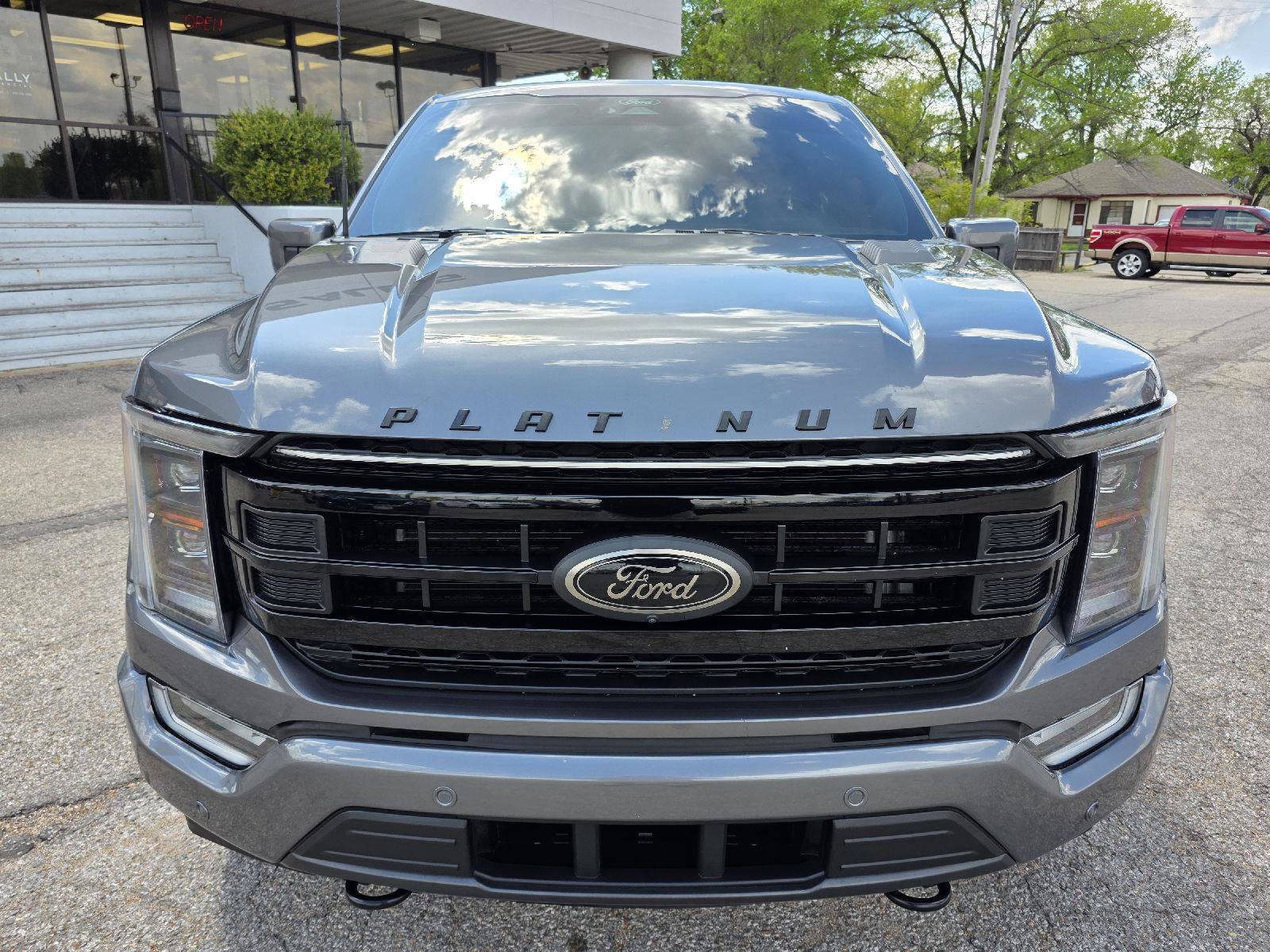 Used 2022 Ford F150 Platinum w/ Equipment Group 701A High AWD/4WD image 2