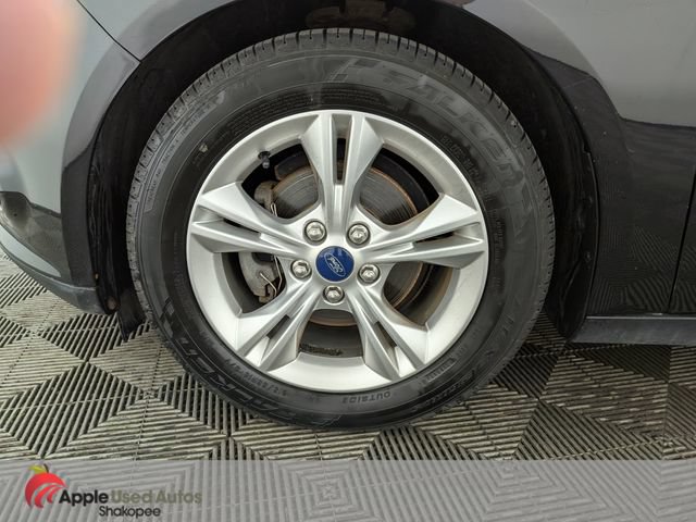 Used 2014 Ford Focus SE w/ SE Winter Package FWD image 38