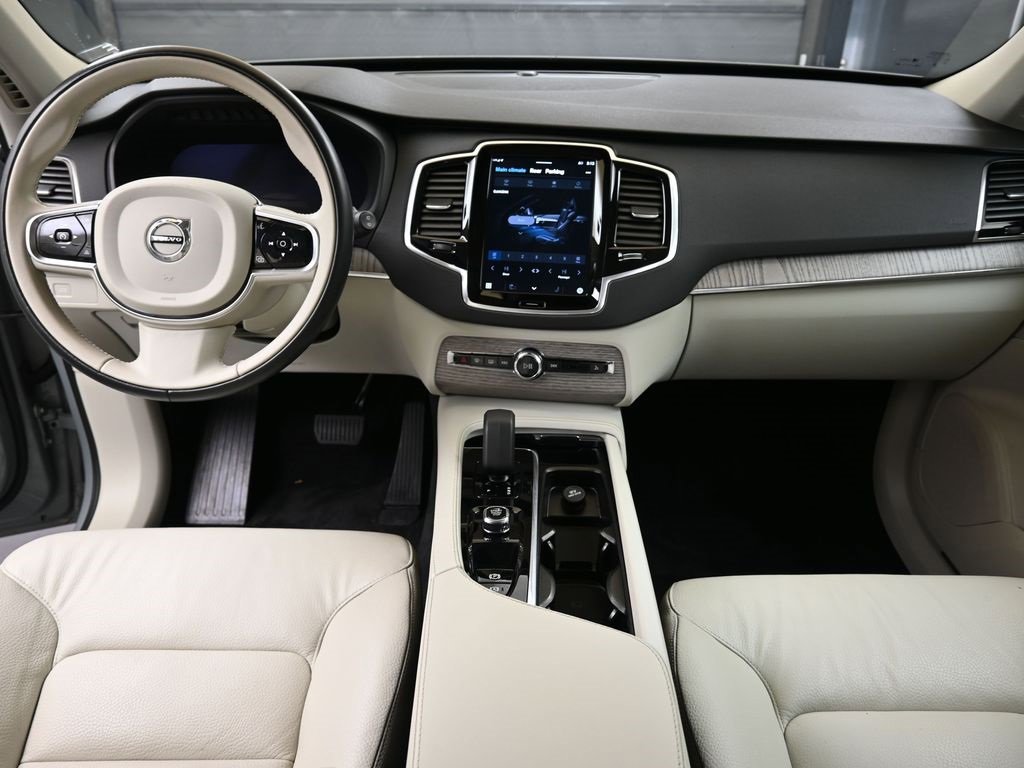 Certified 2024 Volvo XC90 B5 Plus w/ Protection Package Premier image 18