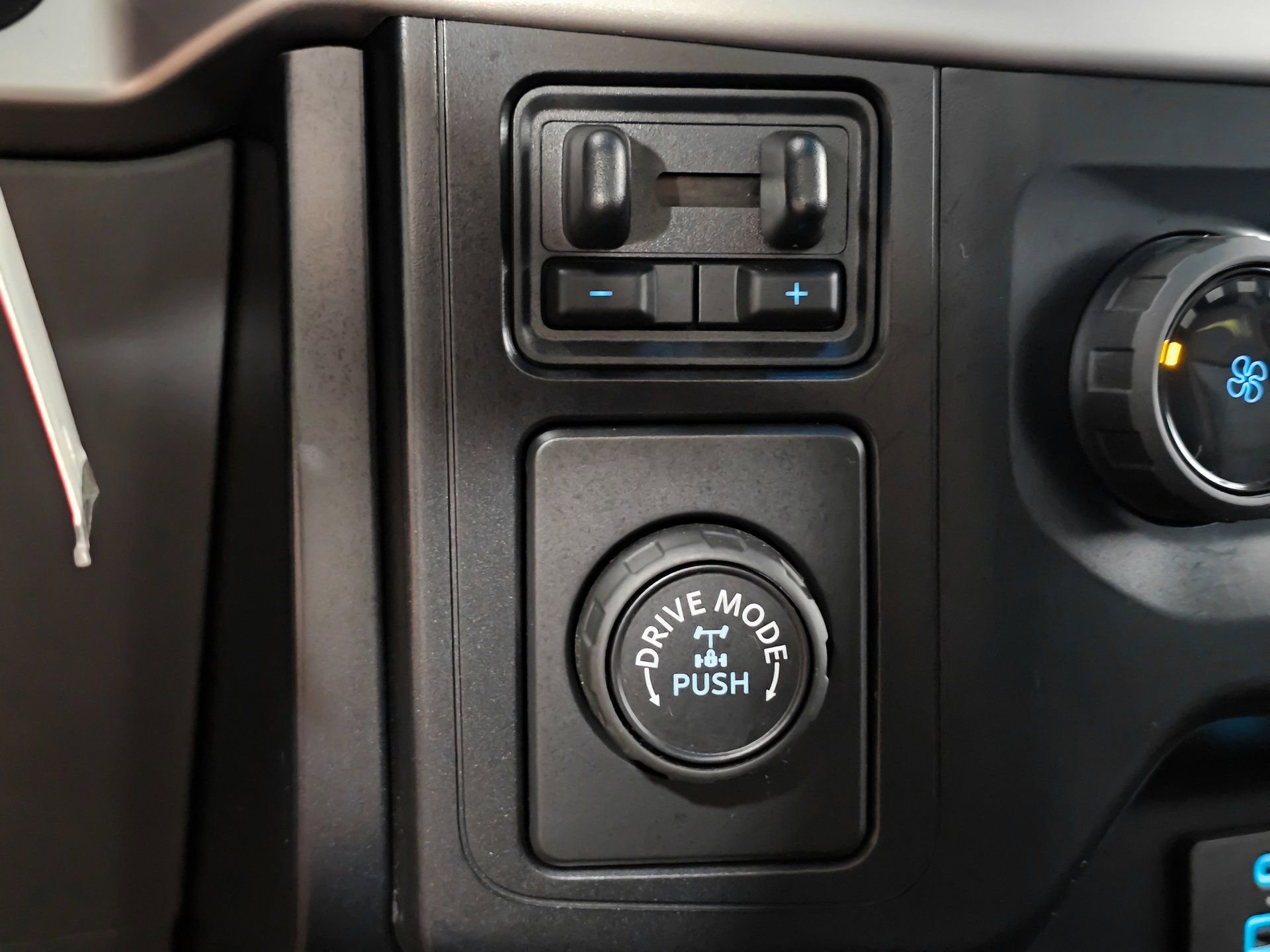 Used 2022 Ford F150 XL w/ Equipment Group 101A High image 28