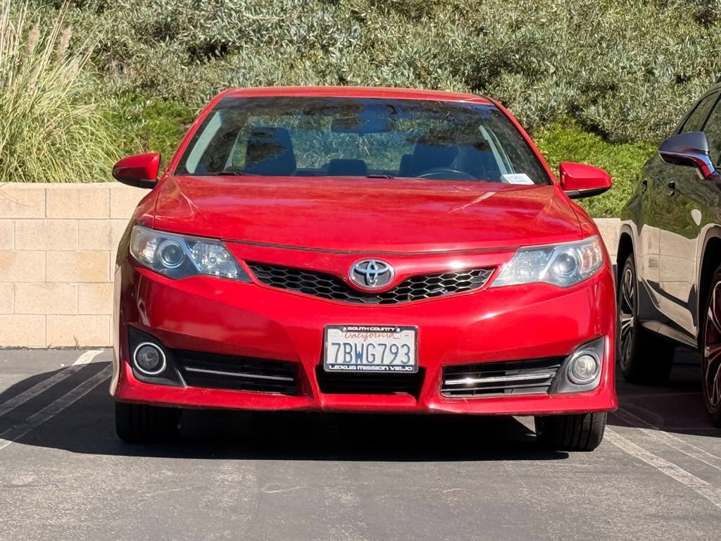 Used 2013 Toyota Camry SE image 3