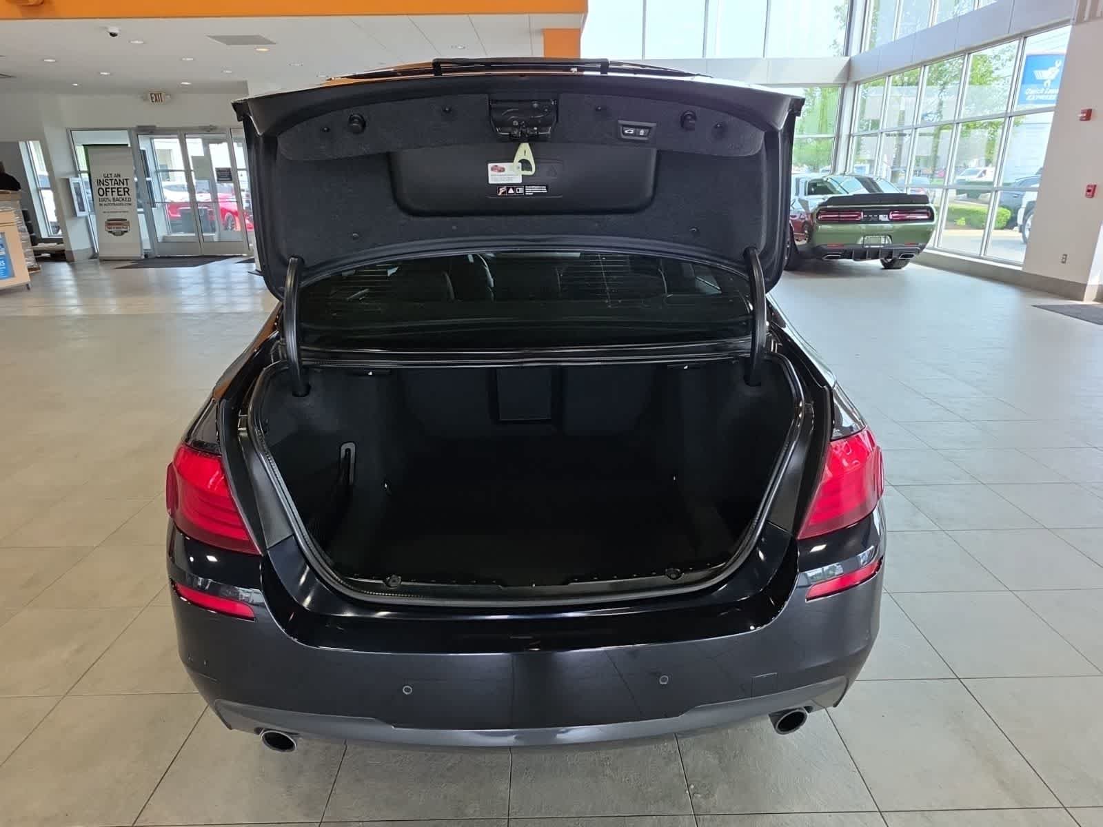 Used 2013 BMW 535i xDrive Sedan AWD/4WD image 10