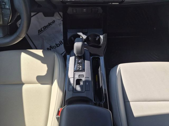 Used 2024 Toyota Prius XLE AWD/4WD image 29
