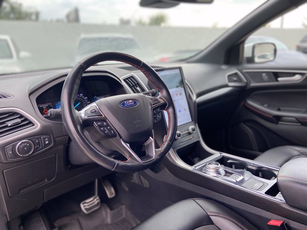 Used 2022 Ford Edge ST-Line w/ Class II Trailer Tow Package AWD/4WD image 14