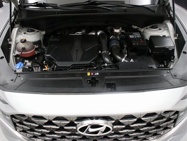 Used 2021 Hyundai Santa Fe Calligraphy image 32