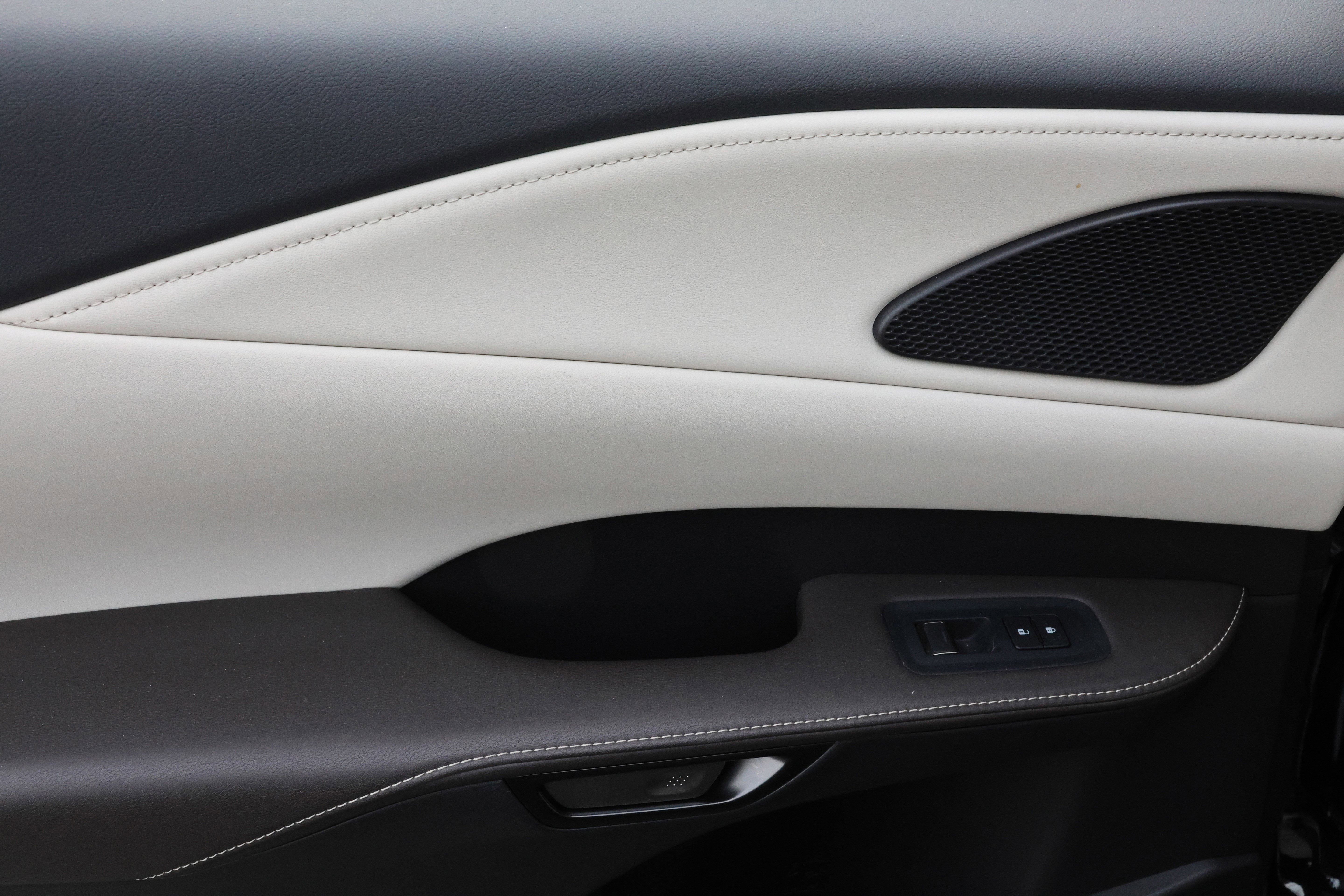 Used 2024 Lexus RX 350 Premium image 34