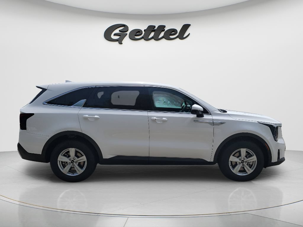 New 2026 Kia Sorento LX FWD image 4