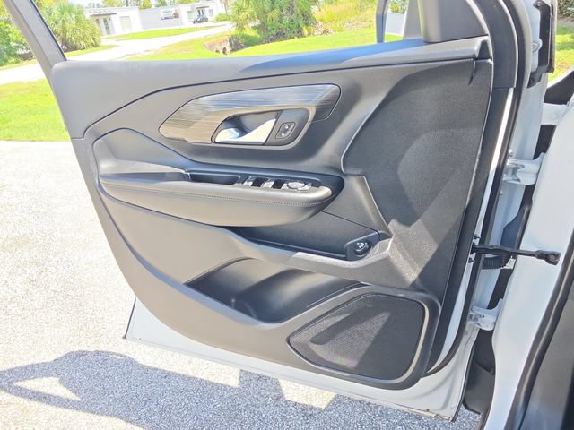 Certified 2023 GMC Terrain SLE w/ Driver Convenience Package FWD image 19