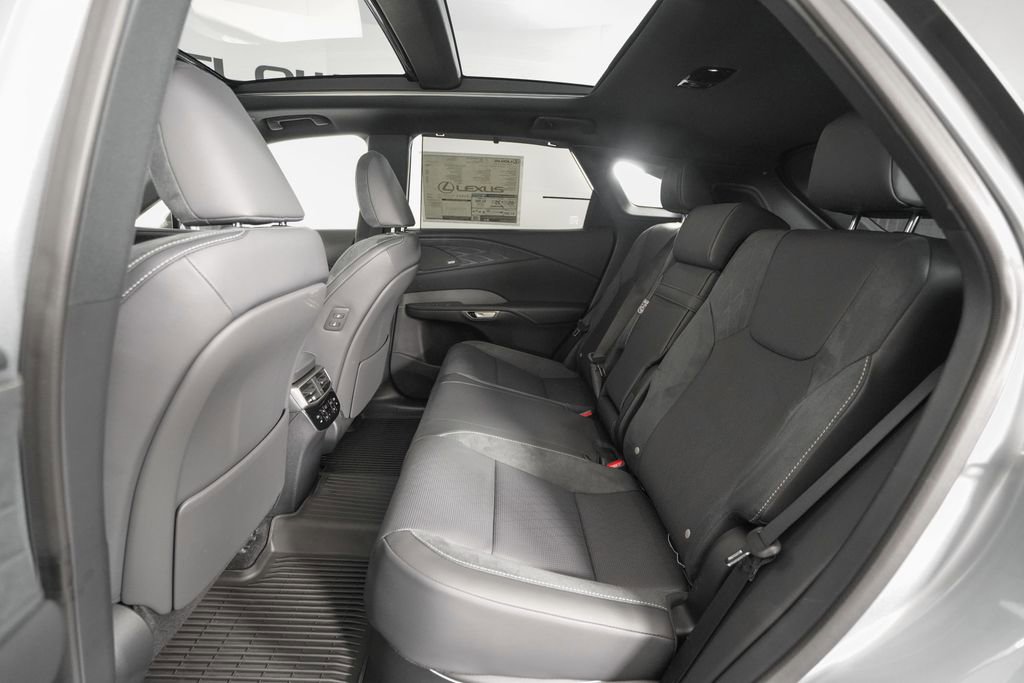 New 2026 Lexus RX 450h AWD image 11