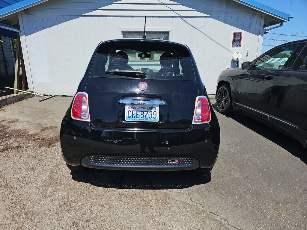 Used 2017 FIAT 500 e FWD image 4