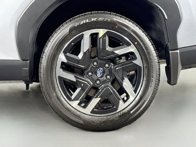 New 2026 Subaru Forester Premium AWD/4WD image 31