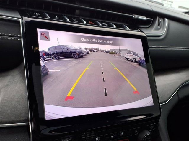 Used 2024 Jeep Grand Cherokee Overland w/ Trailer Tow Package image 13