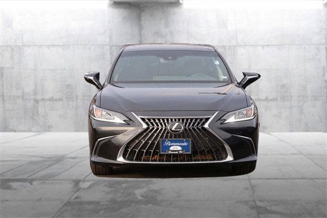 Used 2023 Lexus ES 350 w/ Premium Package image 4