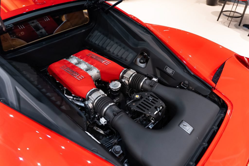 Used 2010 Ferrari 458 Italia Coupe RWD image 17