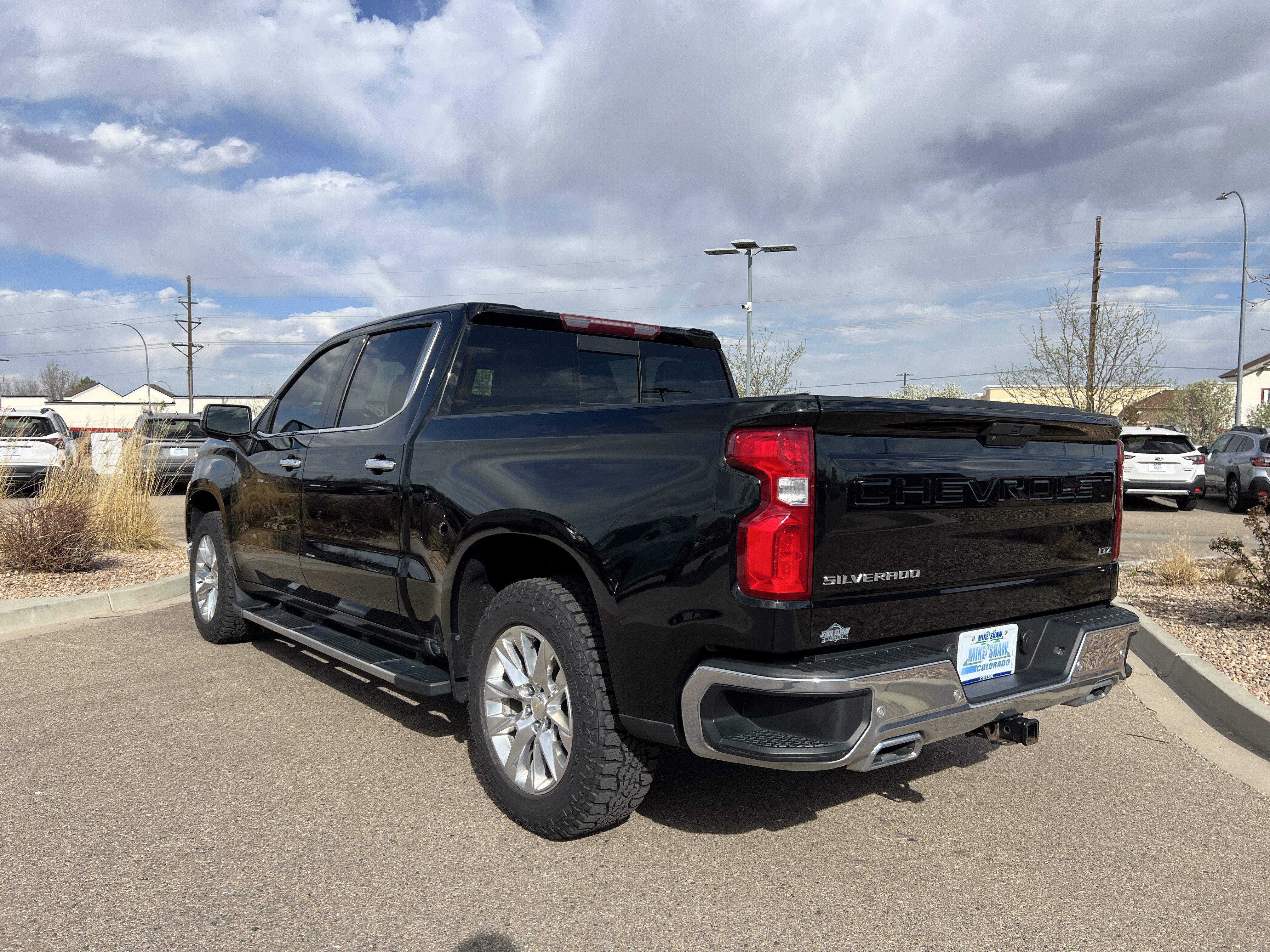 Used 2020 Chevrolet Silverado 1500 LTZ w/ LTZ Premium Package AWD/4WD image 9
