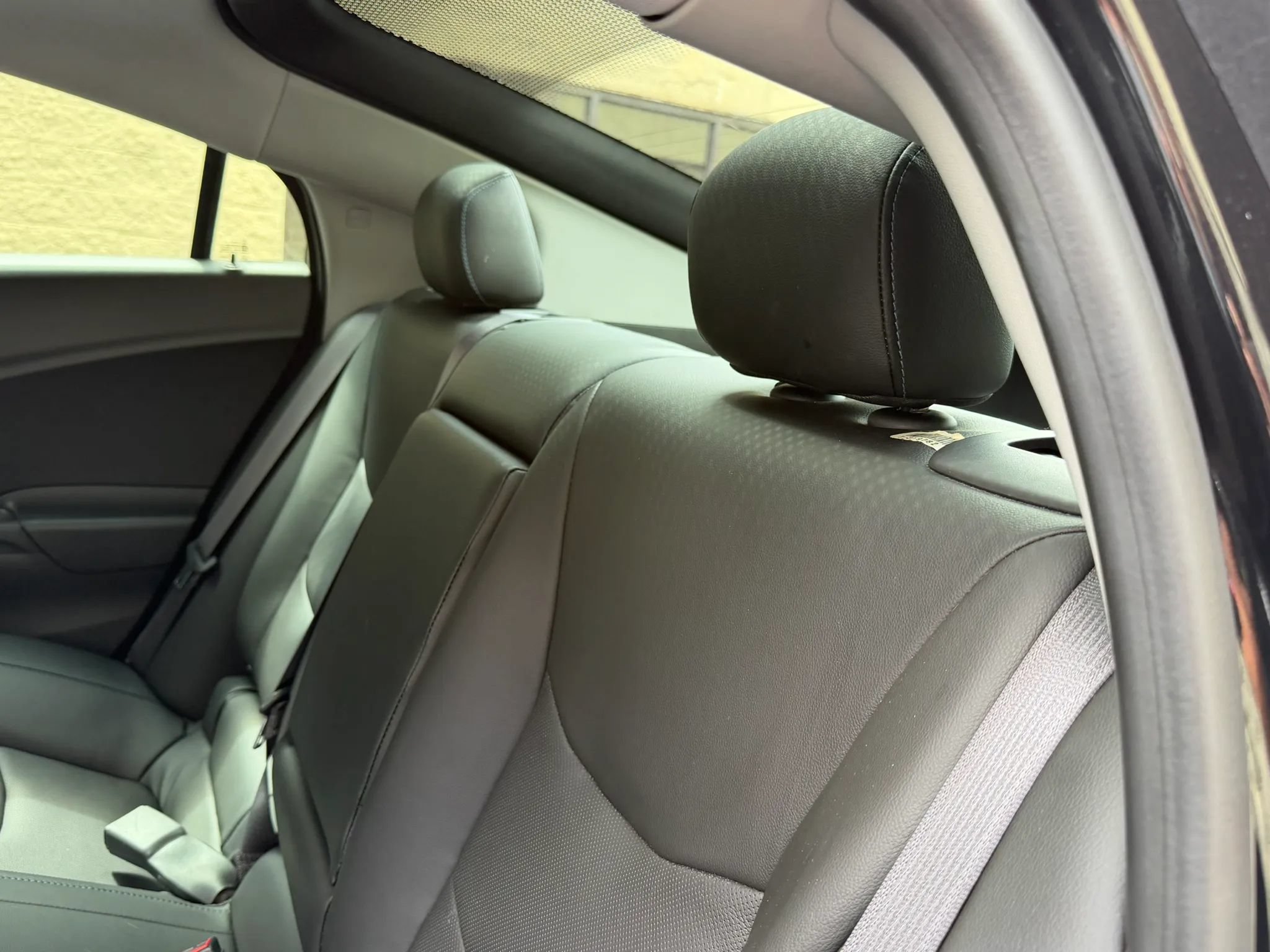 Used 2017 Chevrolet Volt Premier w/ Driver Confidence II Package FWD image 29