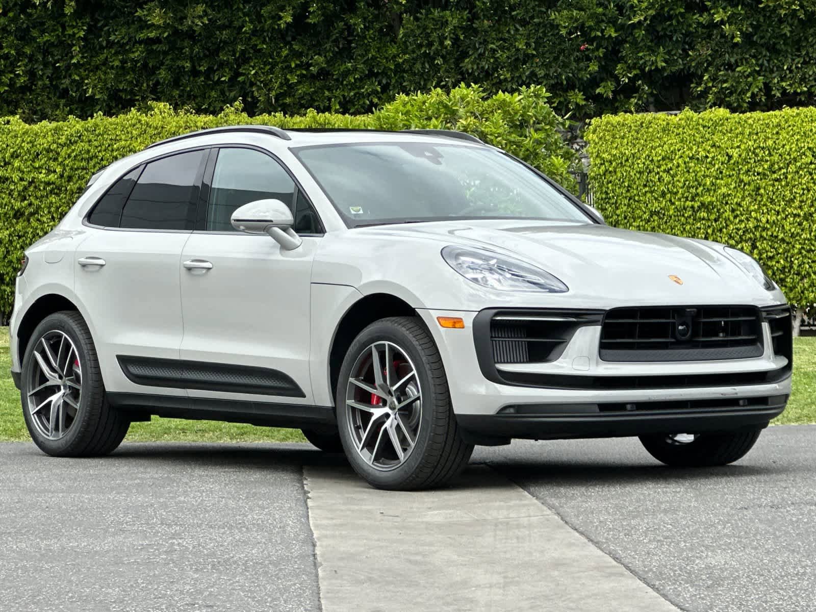 New 2026 Porsche Macan S AWD/4WD image 10
