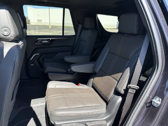 New 2026 Chevrolet Tahoe High Country w/ Sun And Tow Package AWD/4WD image 27