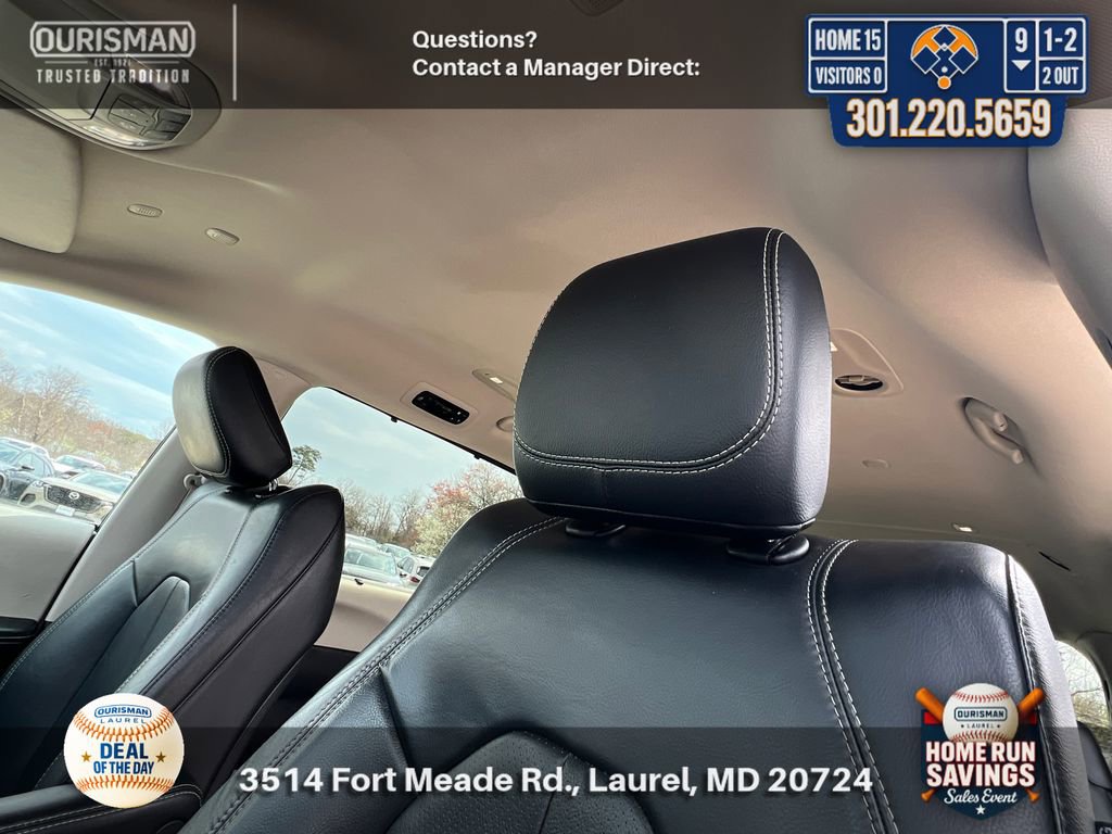 Used 2022 Chrysler Pacifica Touring-L FWD image 17