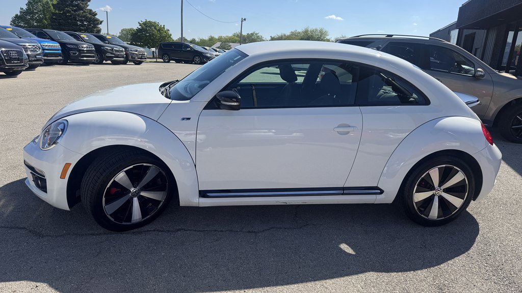 Used 2014 Volkswagen Beetle R-Line FWD image 5