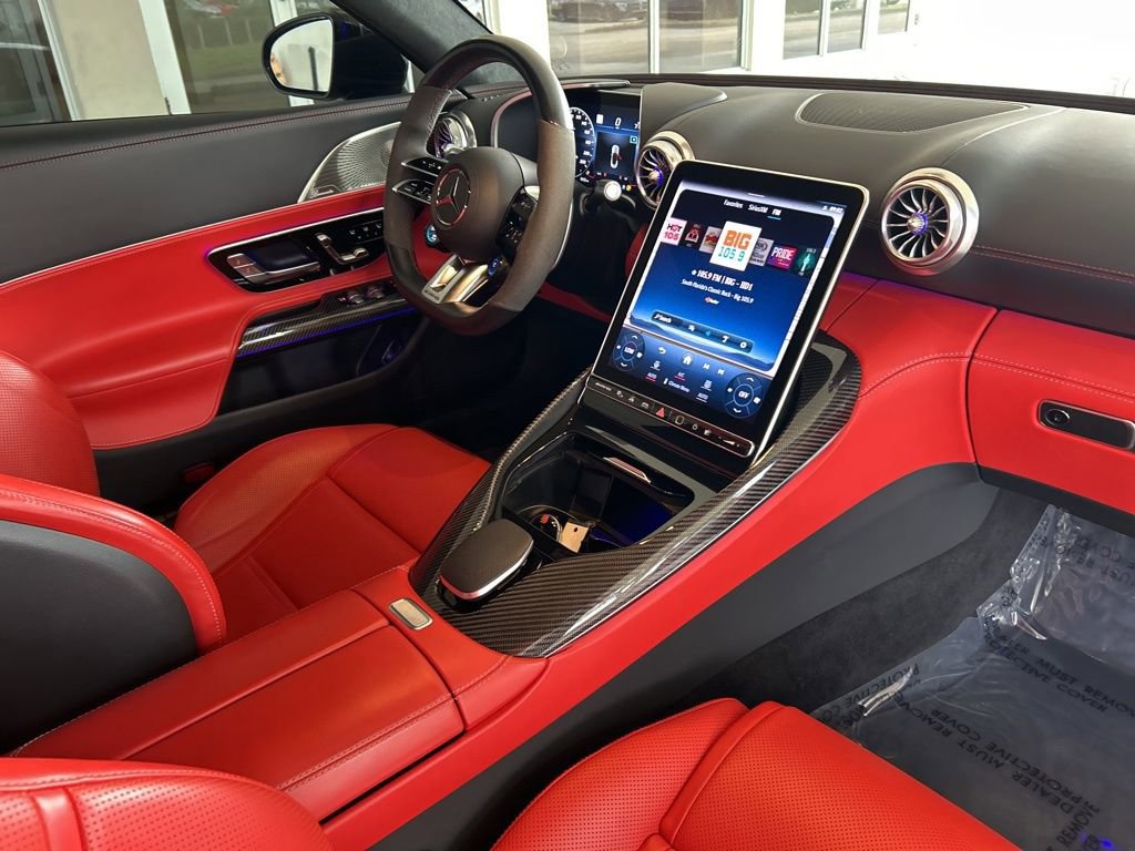 Used 2022 Mercedes-Benz SL 63 AMG 4MATIC image 34