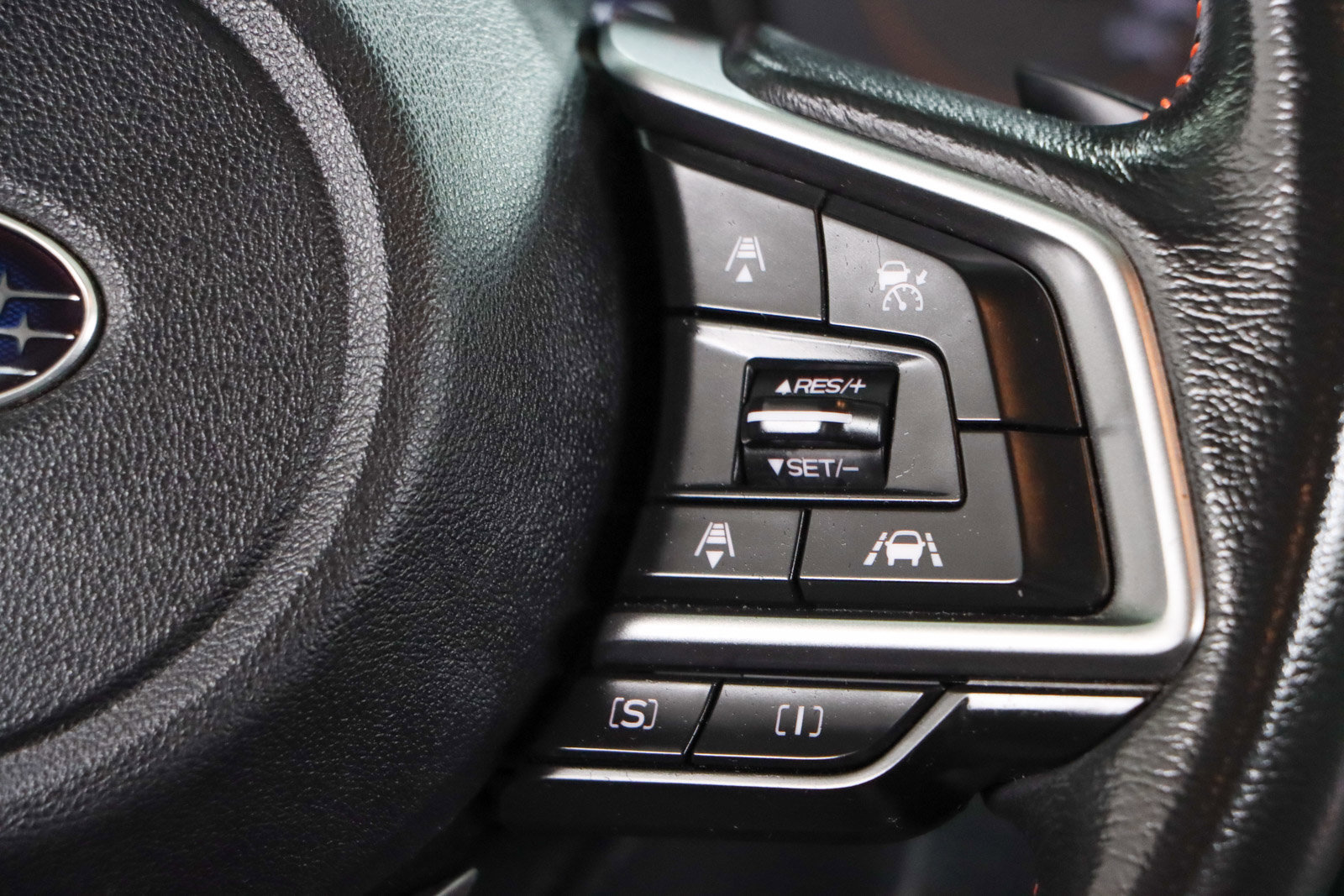 Used 2020 Subaru Crosstrek 2.0i Premium w/ Moonroof Package 2 image 14