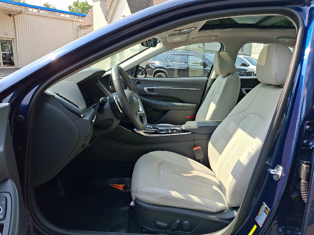 Used 2021 Hyundai Sonata Limited FWD image 14