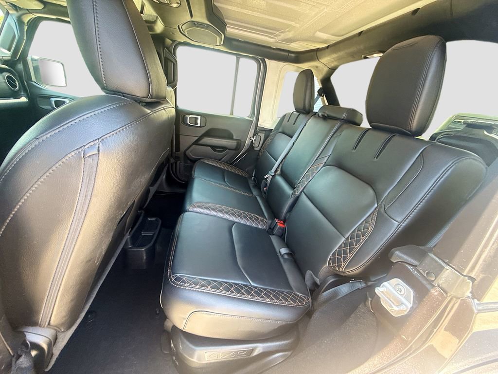 Used 2021 Jeep Wrangler Unlimited Sahara AWD/4WD image 27