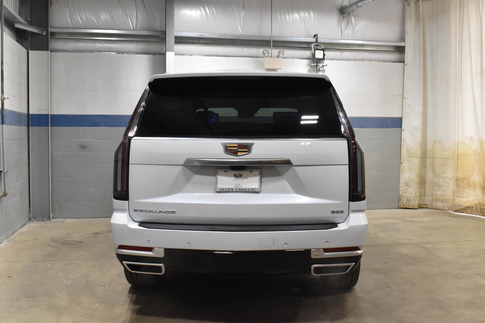 New 2026 Cadillac Escalade Luxury w/ Touring Package image 15