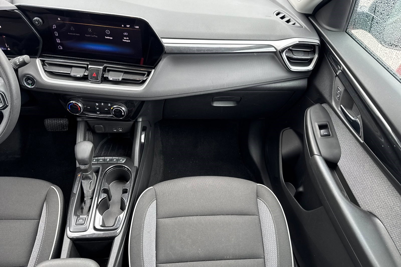 Used 2025 Chevrolet TrailBlazer LT image 29