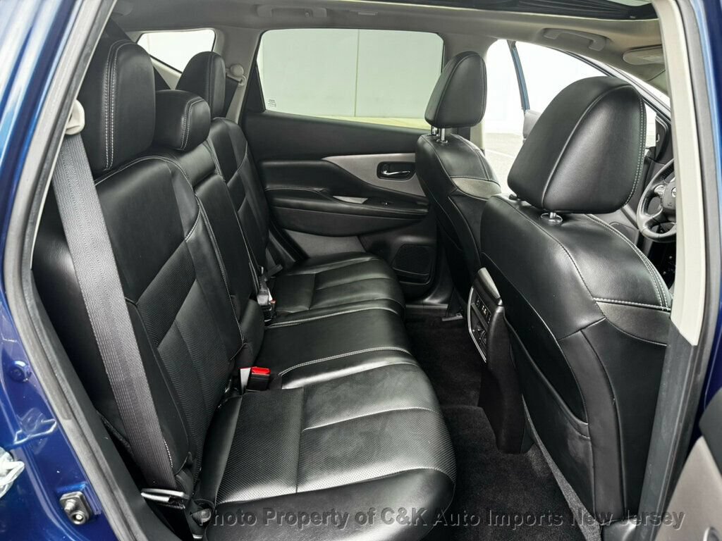 Used 2020 Nissan Murano SL w/ Moonroof Package AWD/4WD image 21