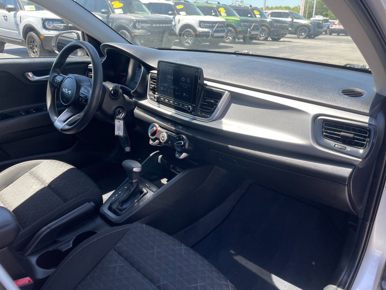 Used 2023 Kia Rio S FWD image 17