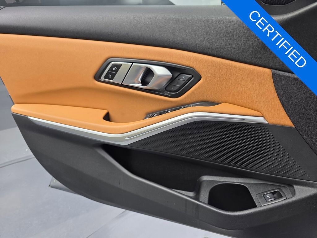 Used 2023 BMW 330i Sedan w/ Driving Assistance Package image 26