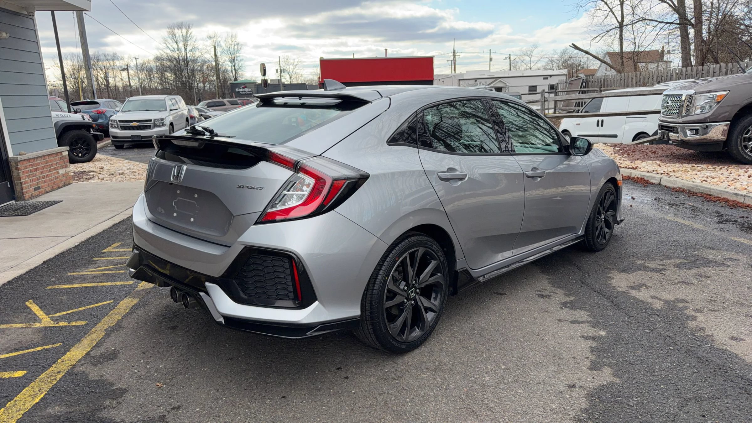 Used 2018 Honda Civic Sport image 5